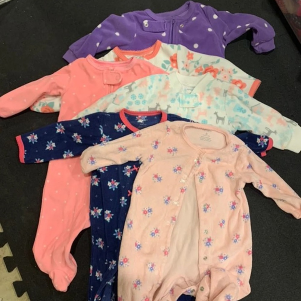 6 fleece Carter’s fleece pajamas 6 months